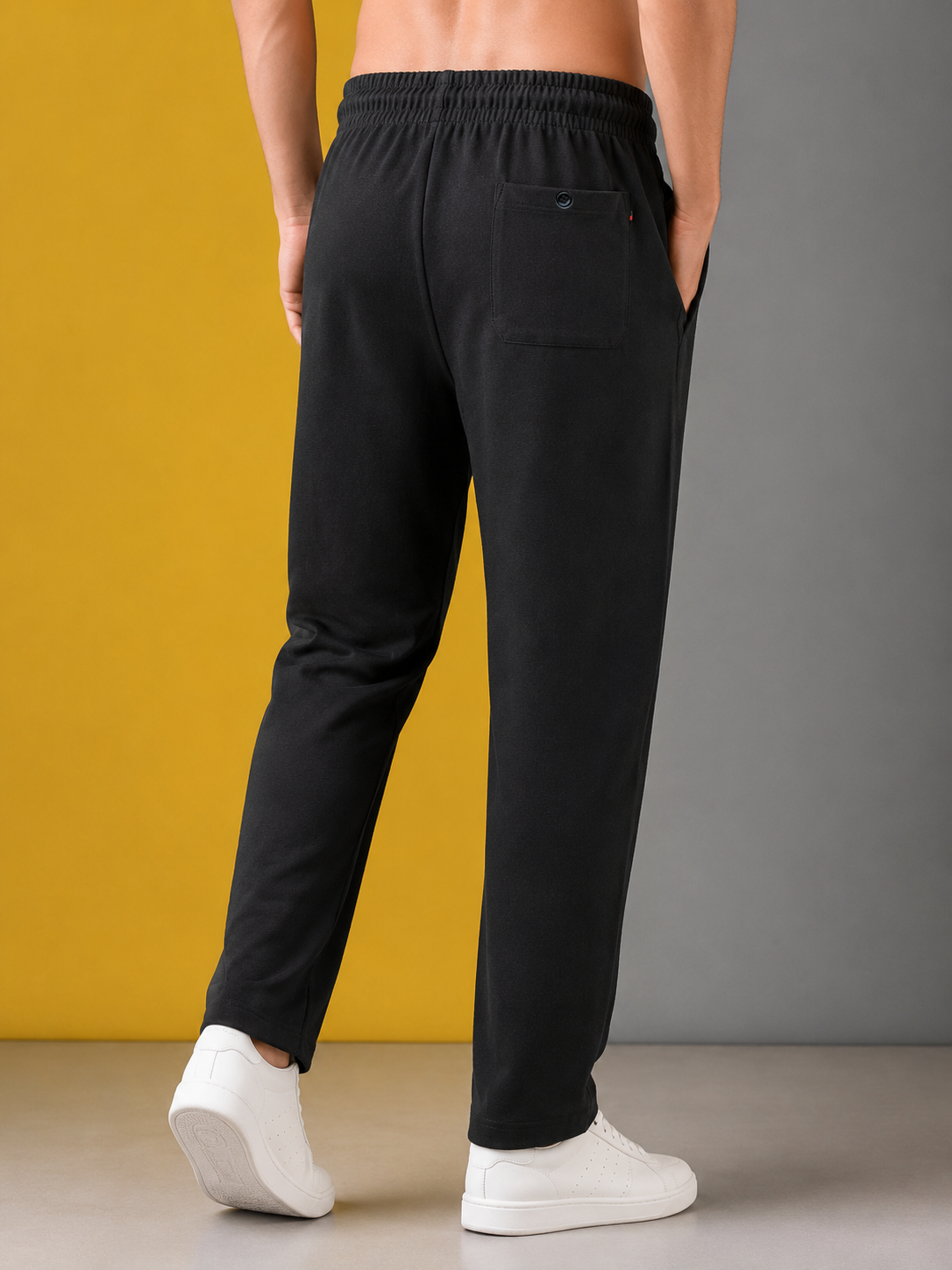 Dashing Men Regular Fit Cotton Blend Black Track Pants